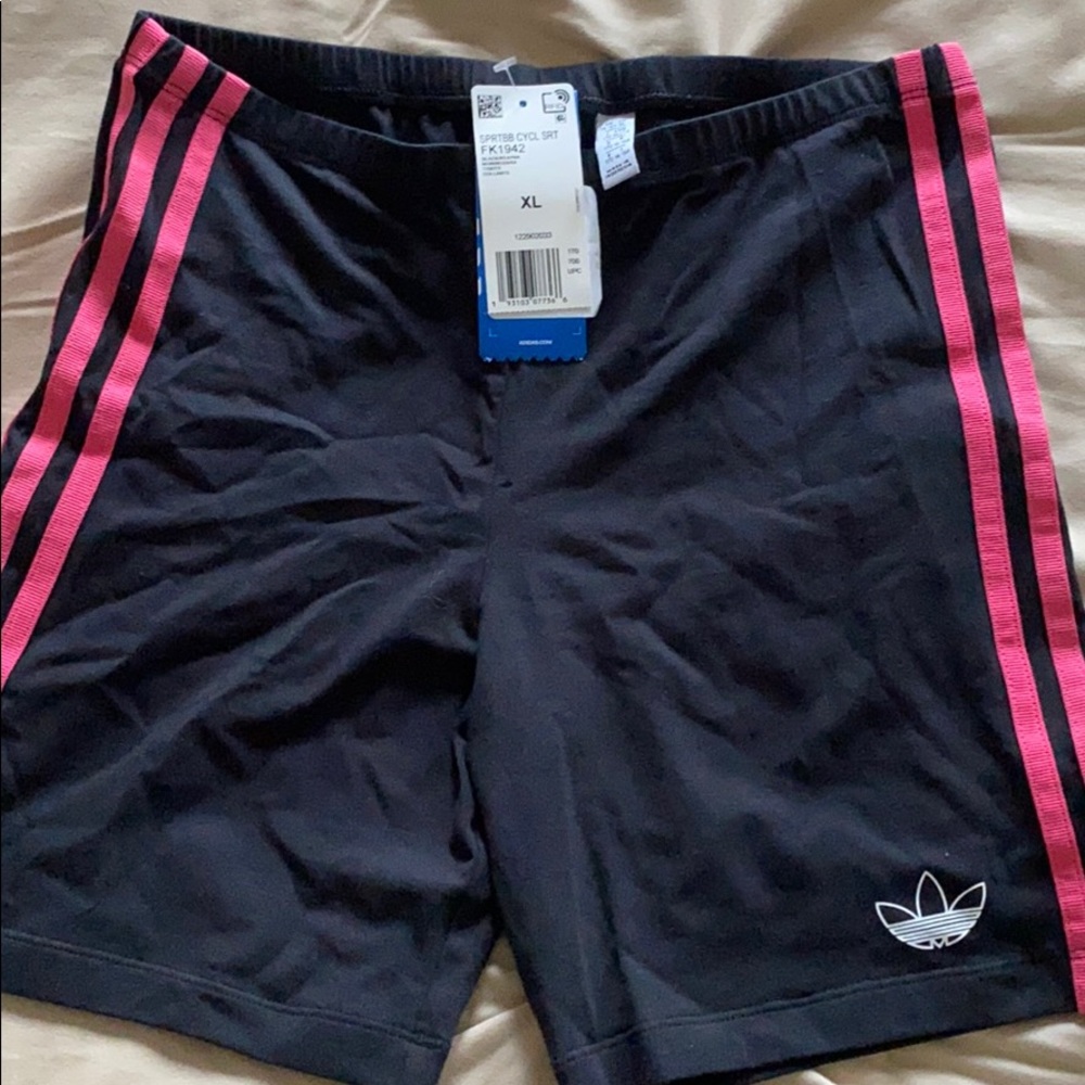 Cycling shorts